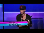 Justin Wins Favorite Pop/Rock Album – AMA 2012